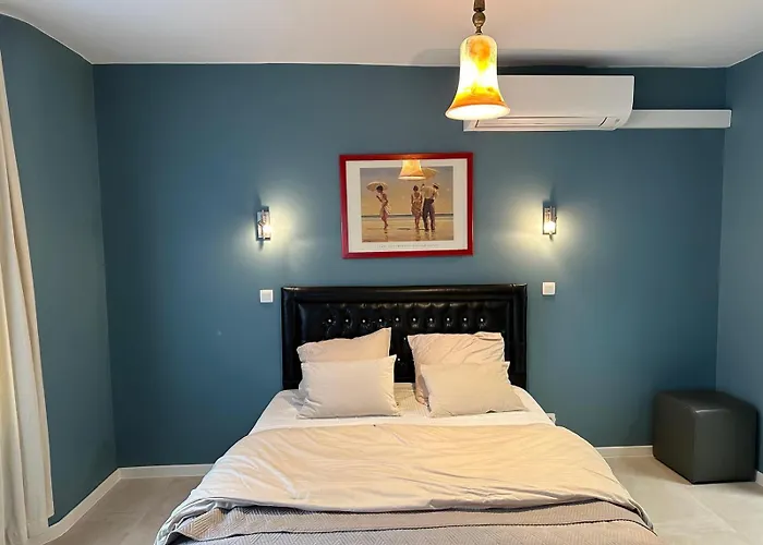 Bed & Breakfast Blue 3*