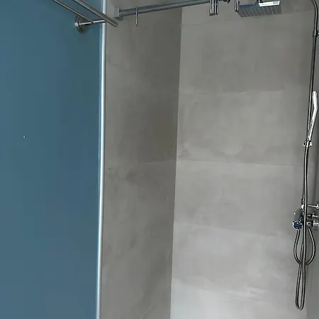 Blue 3* خنت